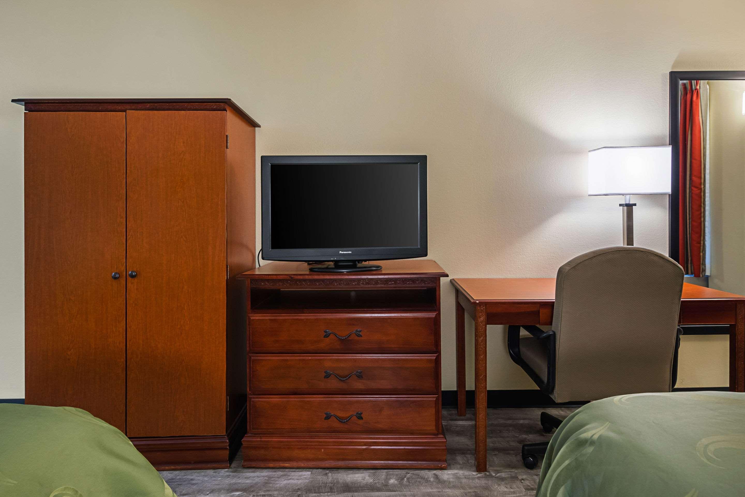 Quality Inn Airport - Southeast Irondale Εξωτερικό φωτογραφία