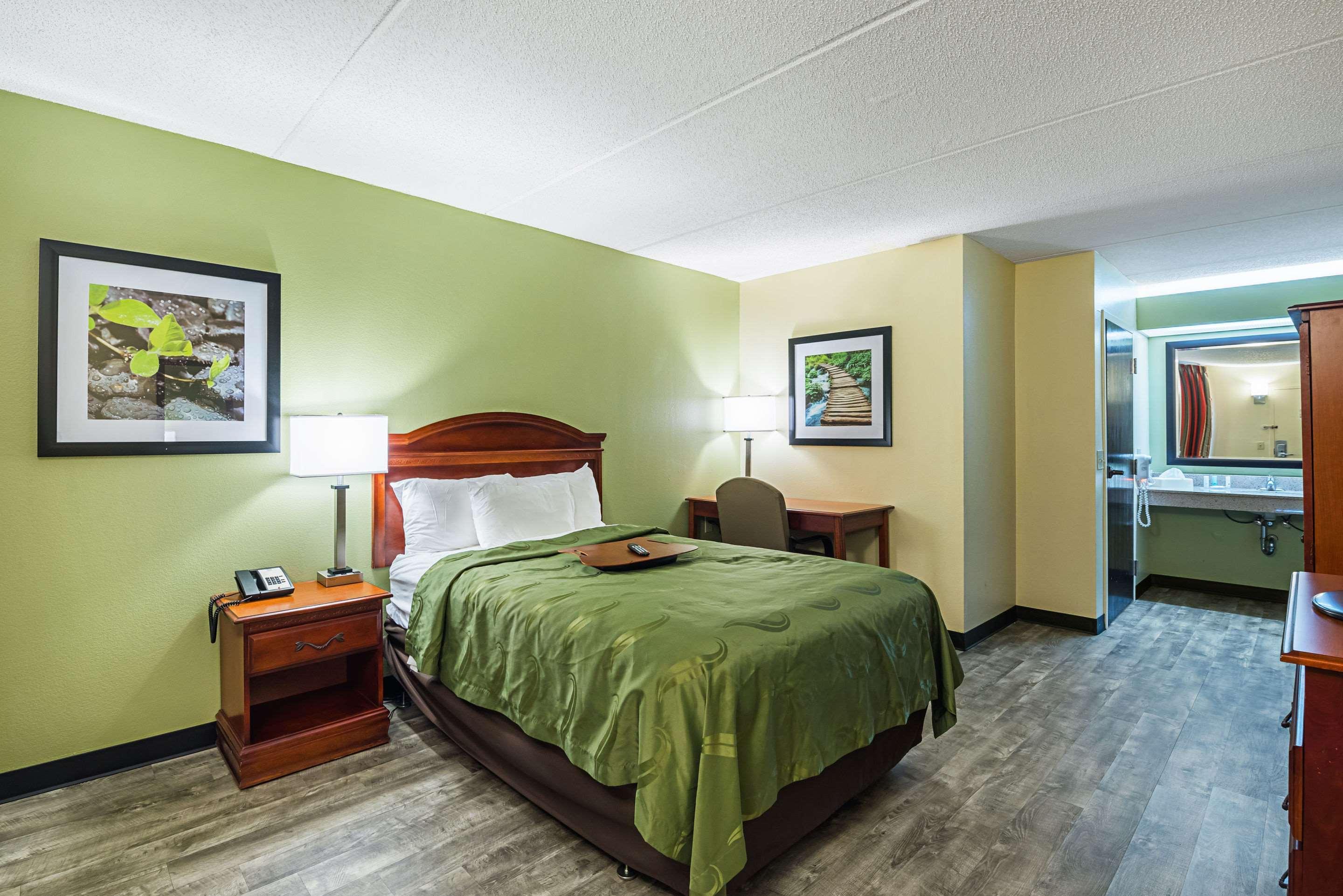 Quality Inn Airport - Southeast Irondale Εξωτερικό φωτογραφία