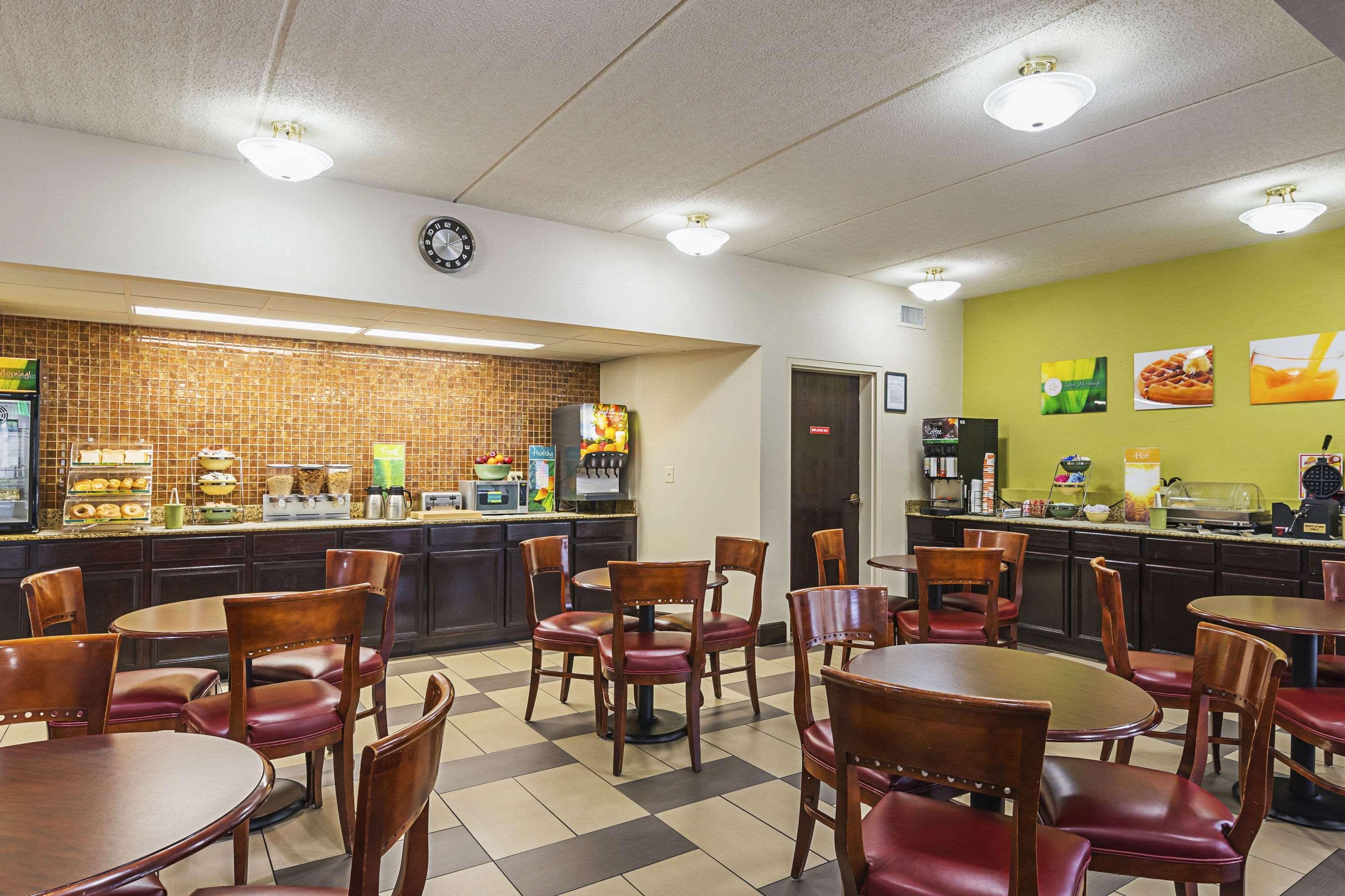Quality Inn Airport - Southeast Irondale Εξωτερικό φωτογραφία